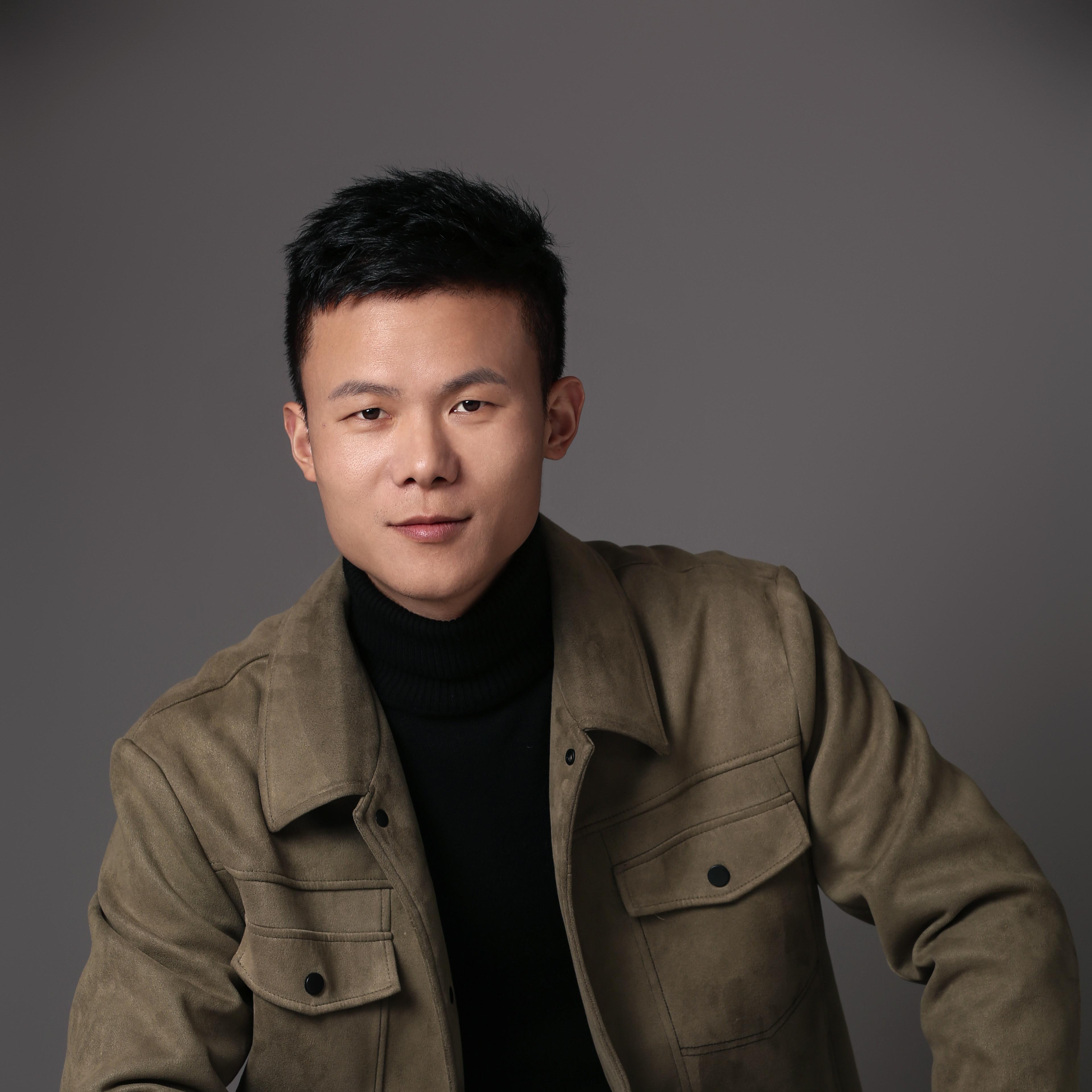 朱小坤头像
